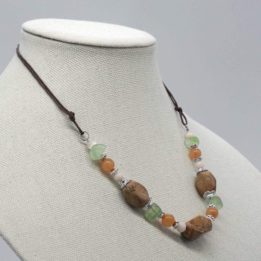 Necklace with assorted Semi-Precious stones. - Picture 2 of 2